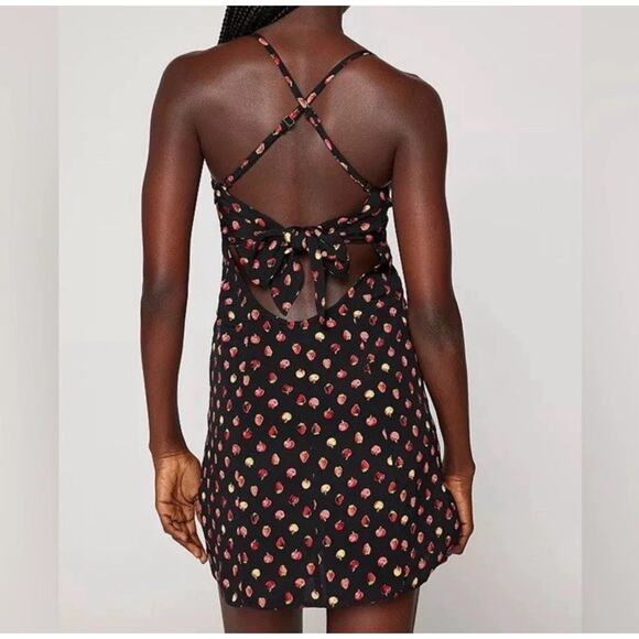 Urban Outfitters Dress New Medium Strawberries Fruit Strappy Tie Mini Summer - Picture 4 of 14